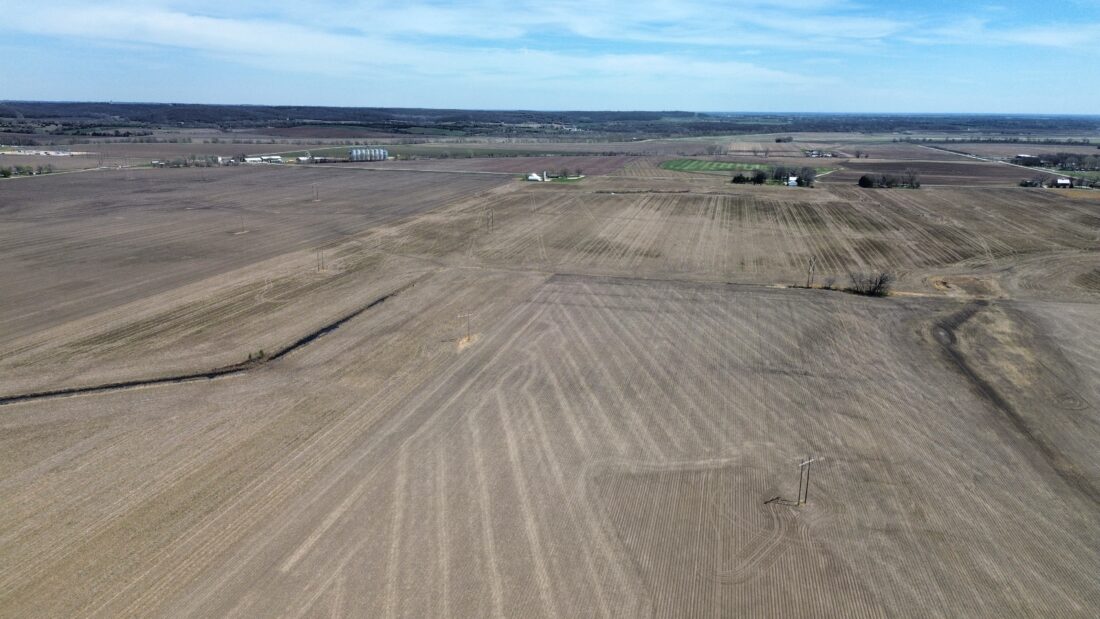 At special meeting, Douglas County Commission to decide the fate of 1,105-acre solar project proposed for north of Lawrence | News, Sports, Jobs - Lawrence Journal-World: news, information, headlines and events in Lawrence, Kansas - Vimarsana News