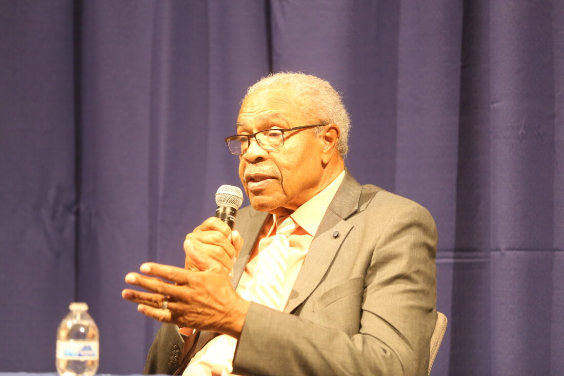 Last living witness to the abduction of Emmett Till tells KU crowd it is important that the story lives on | News, Sports, Jobs - Lawrence Journal-World: news, information, headlines and events in Lawrence, Kansas - Vimarsana News