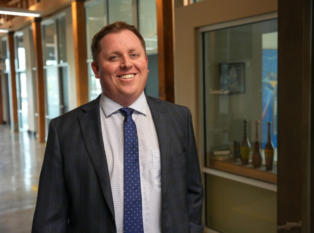 Baldwin City prosecutor Dakota Loomis files to run against Douglas County DA Valdez | News, Sports, Jobs - Lawrence Journal-World: news, information, headlines and events in Lawrence, Kansas - Vimarsana News