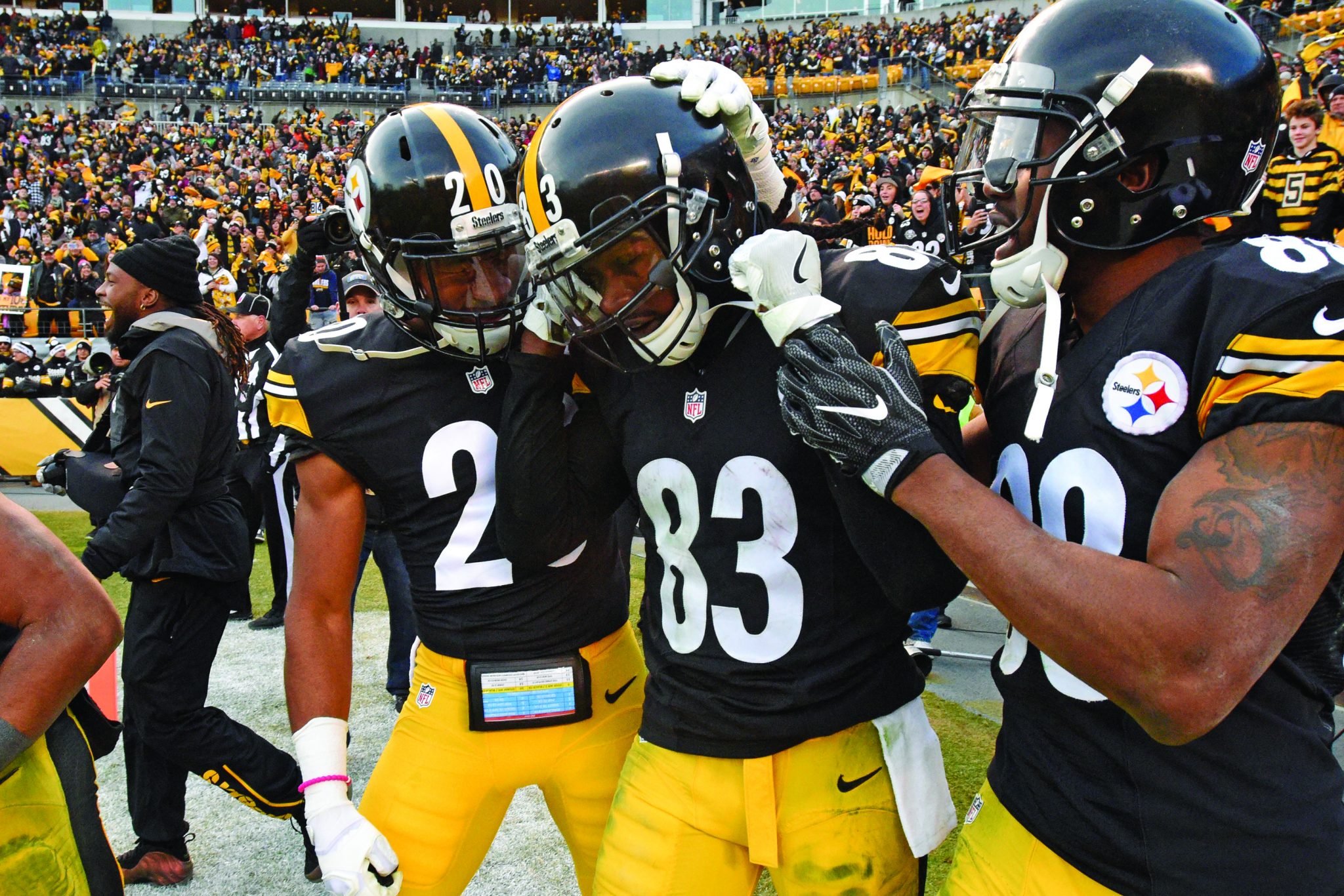 Surging Pittsburgh Steelers rewrite script on the fly 