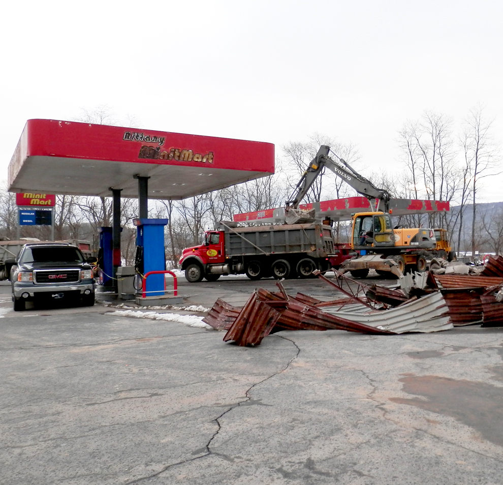 Avis Minit Mart gone… new one to be built News, Sports, Jobs The