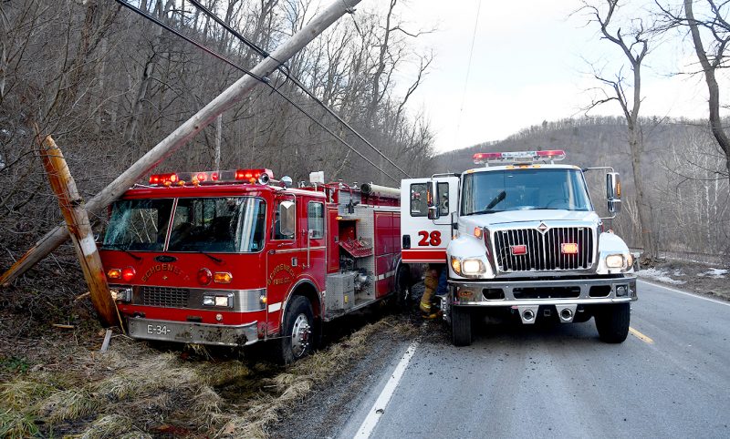 Flue fire, fire truck accident cause hectic afternoon | News, Sports, Jobs - Vimarsana News