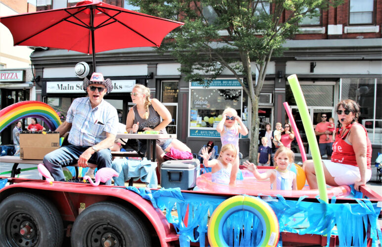Thousands turn out for sunny Best of Clinton County | News, Sports, Jobs - Vimarsana News