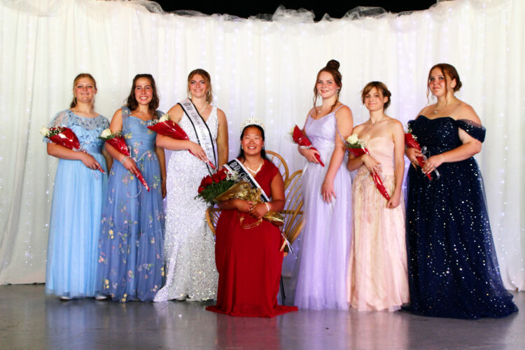 2023 Clinton County Fair Queen Chrissy Smith crowned | News, Sports, Jobs - Vimarsana News