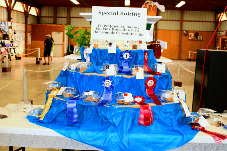 Winners of baking contests announced | News, Sports, Jobs - Vimarsana News