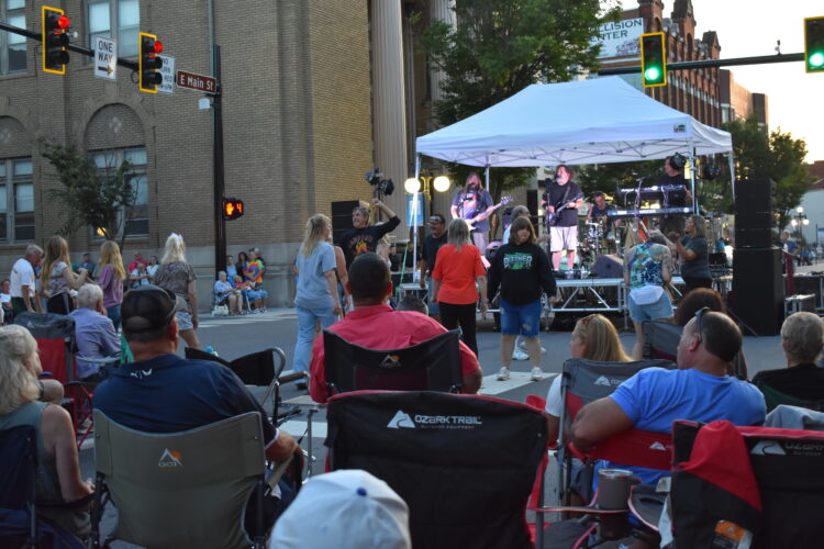 Velveeta rocks out on Main Street as part of LH JAMS | News, Sports, Jobs - Vimarsana News