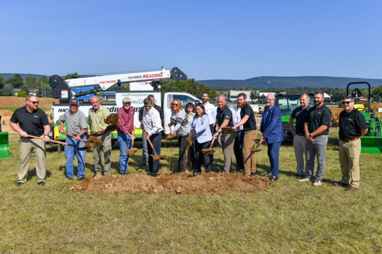 John Deere dealer holds groundbreaking | News, Sports, Jobs - Vimarsana News