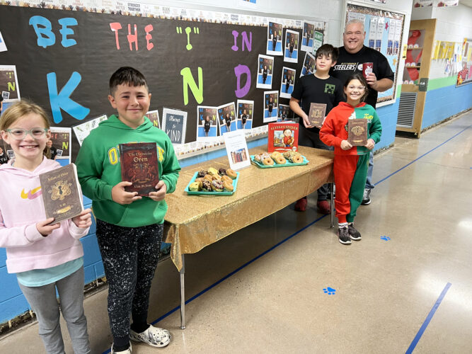 Liberty-Curtin Elementary celebrates Author's Day | News, Sports, Jobs - Vimarsana News