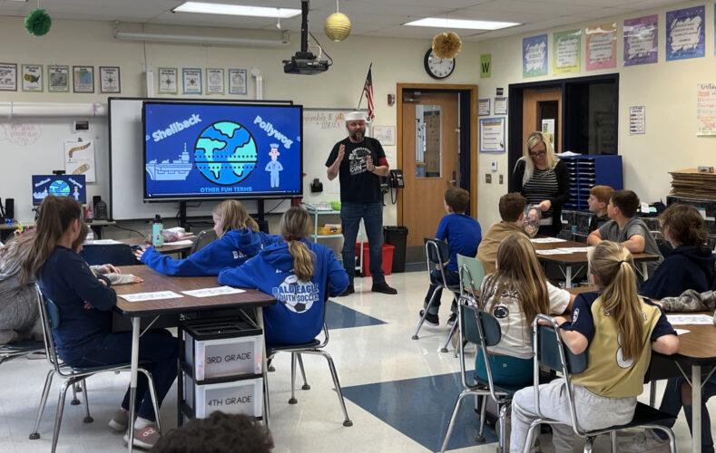Howard Elementary hosts Veterans Day activities | News, Sports, Jobs - Vimarsana News