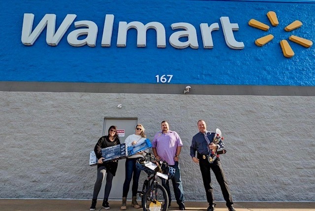 Walmart donates bike, skateboard, scooters to LH city | News, Sports, Jobs - Vimarsana News