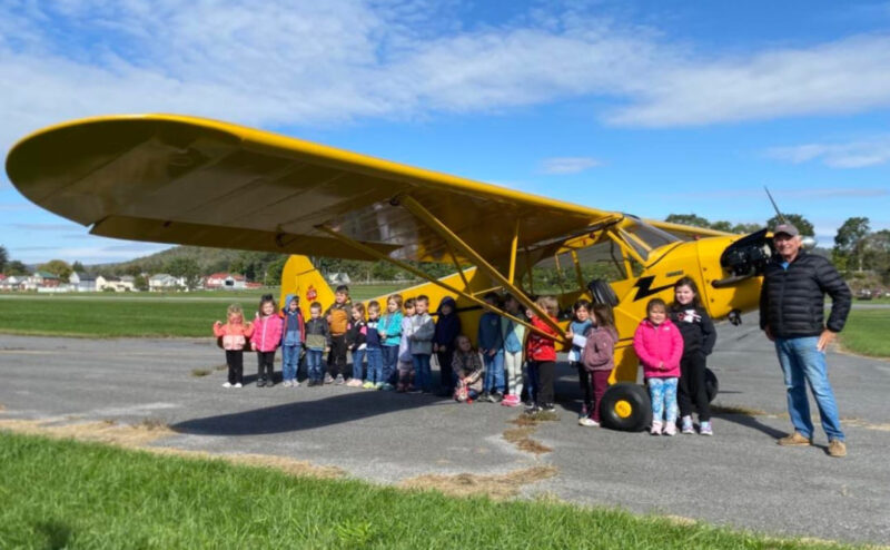 Holy Spirit Parish Acorn School visits Piper Aviation Museum | News, Sports, Jobs - Vimarsana News
