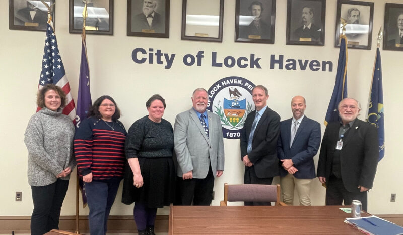 LH Council reorganizes; new members sworn in | News, Sports, Jobs - Vimarsana News