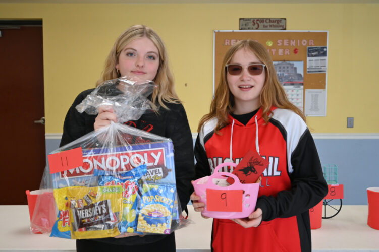 Bucktail High School students hold cornhole fundraiser | News, Sports, Jobs - Vimarsana News