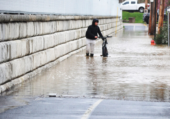At the ready Help comes from across MOV amid rising waters | News, Sports, Jobs - Vimarsana News