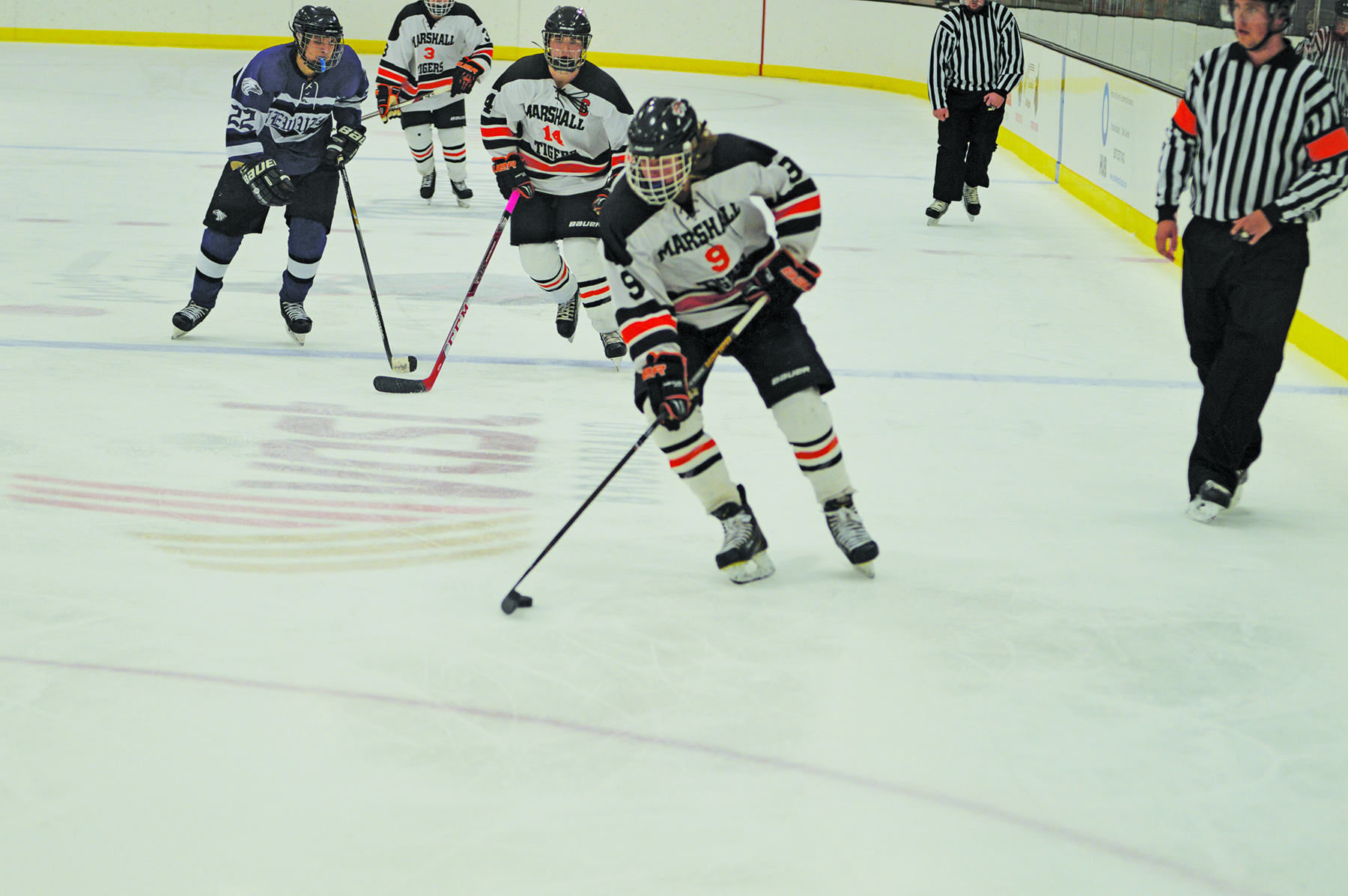 PREP BOYS HOCKEY Marshall skates past New Ulm with lateperiod goals