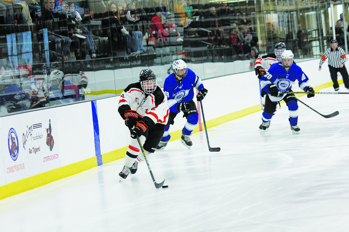 PREP BOYS HOCKEY Marshall’s win streak snapped by Minnesota River