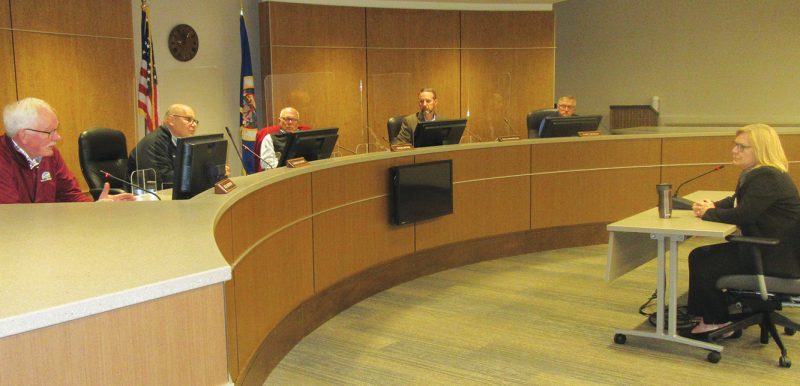 Lyon County commissioners share concerns with Rep. Fischbach over federal spending | News, Sports, Jobs - Vimarsana News