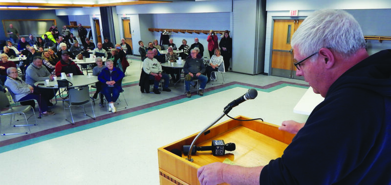 Comfrey gives thanks to God, volunteers at remembrance | News, Sports, Jobs - Vimarsana News