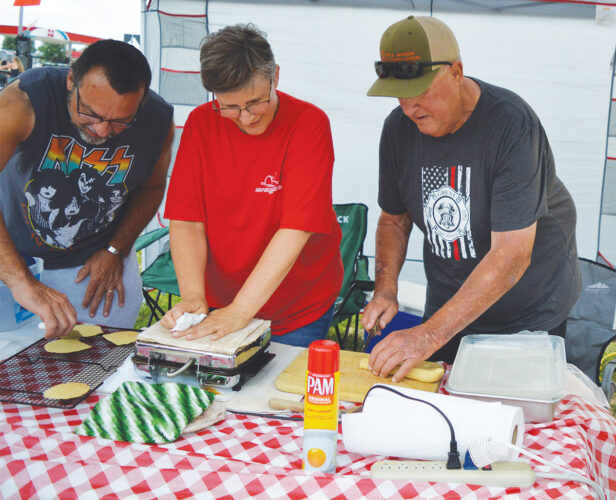 Sweet celebration at Belgian American Days | News, Sports, Jobs - Vimarsana News