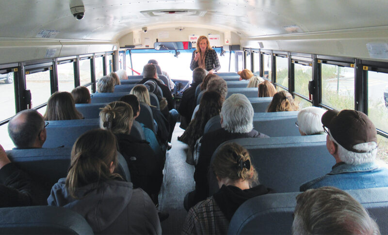 EDA bus tour touts city businesses, public projects | News, Sports, Jobs - Vimarsana News