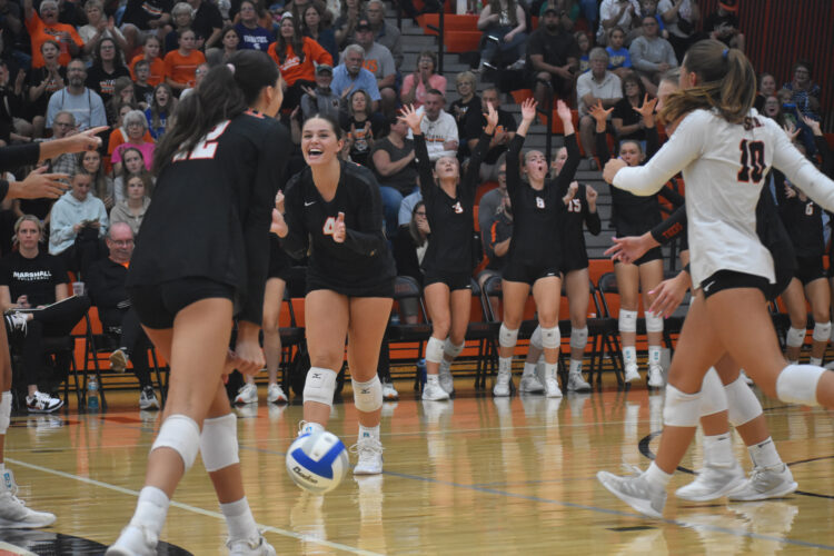 Top-ranked Tigers sweep No. 2A Mayer Lutheran