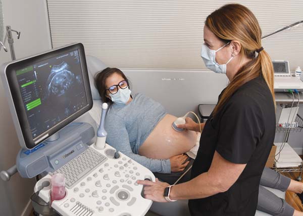 Clinic to end OB care, shrinking Maui options | News, Sports, Jobs - Vimarsana News