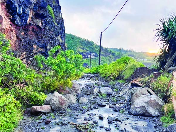 Rockfall, road closure poses familiar struggle for East Maui | News, Sports, Jobs - Vimarsana News