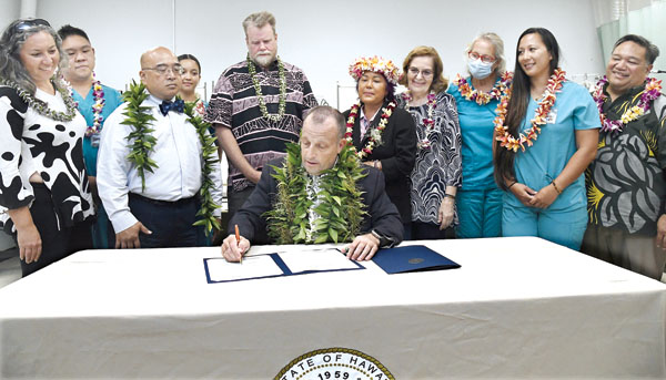 Green signs bills to help West Maui Hospital, expand nursing program | News, Sports, Jobs - Vimarsana News