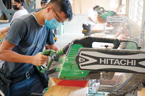 Summer program allows high school students and recent graduates to explore careers | News, Sports, Jobs - Vimarsana News