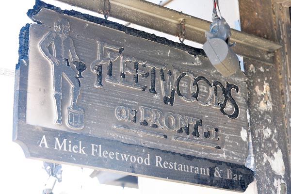 After loss of restaurant, Mick Fleetwood uses music to benefit Maui | News, Sports, Jobs - Vimarsana News