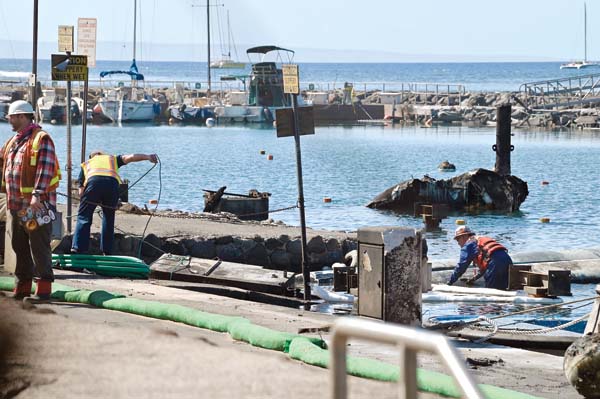 Crews are removing hazardous materials from Lahaina Harbor | News, Sports, Jobs - Vimarsana News
