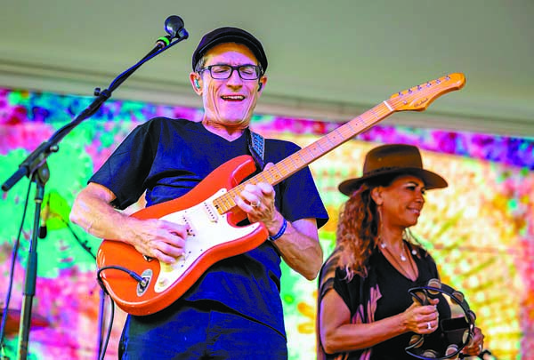 Stephen Inglis will evoke the spirits of the Grateful Dead, December 30 in Kihei | News, Sports, Jobs - Vimarsana News