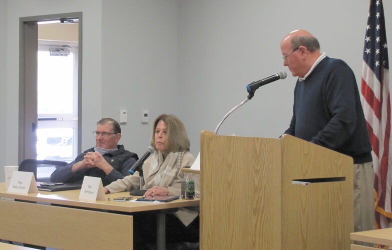 Eggs and Issues: Legislators urge voters to give AEA changes a chance | News, Sports, Jobs - Vimarsana News