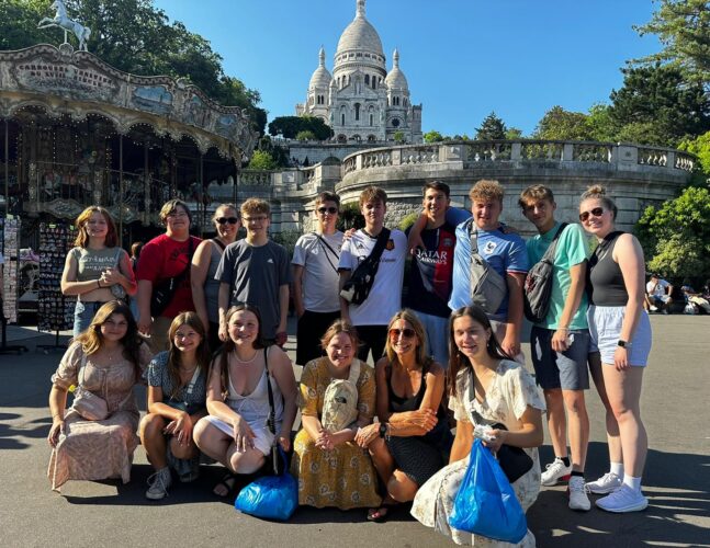 Bonjour Paris | News, Sports, Jobs - The Mining Gazette - Vimarsana News