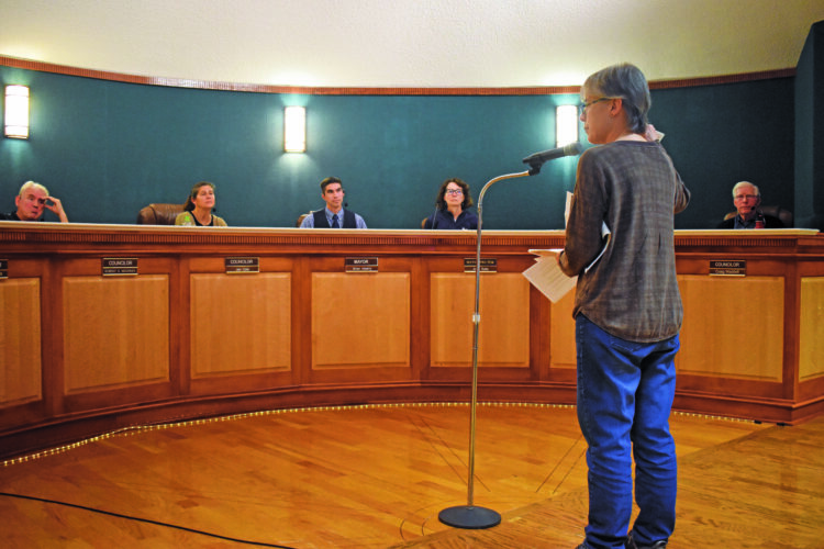 West Houghton streetlight decision on hold | News, Sports, Jobs - Vimarsana News