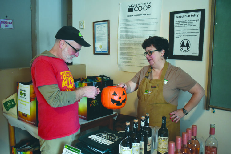 Golden anniversary | News, Sports, Jobs - The Mining Gazette - Vimarsana News