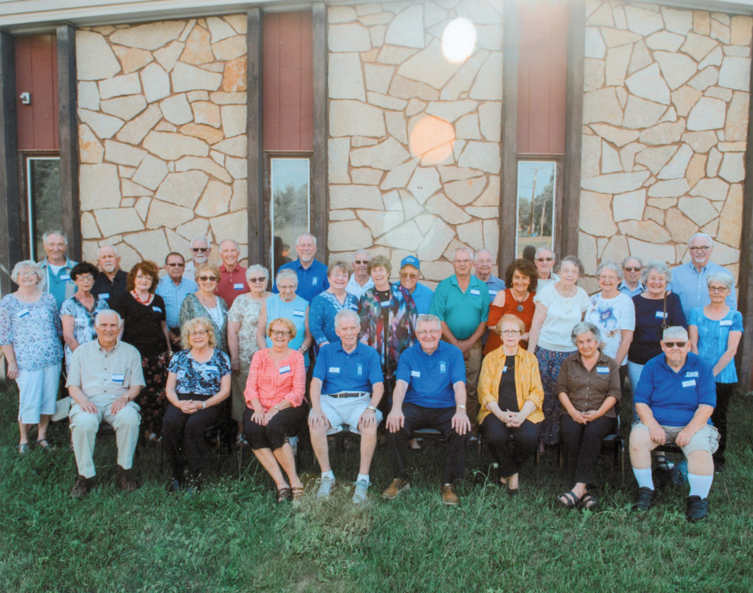 Spotlight Ishpeming High School Class of 1958 holds reunion News