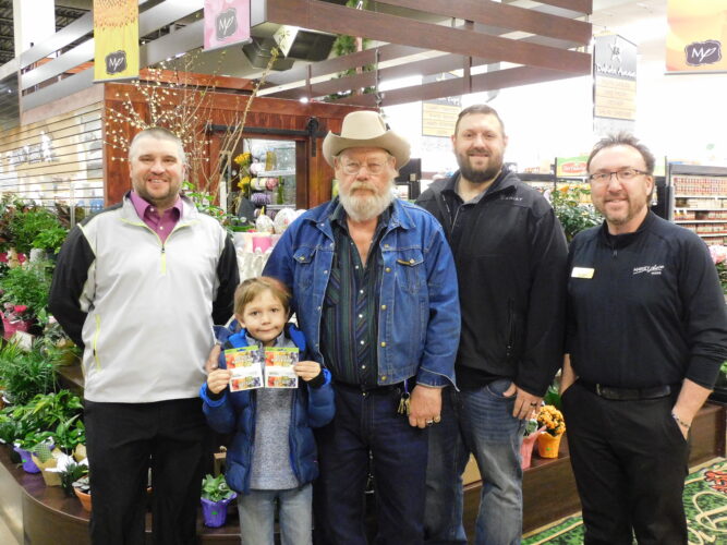 Minot Daily, Marketplace bingo winner receives $1,000 prize | News, Sports, Jobs - Vimarsana News