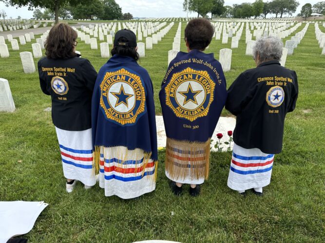 Paying respects to a soldier | News, Sports, Jobs - Vimarsana News