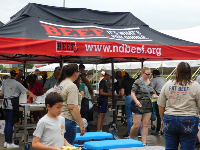 ND beef organizations serve picnic for military families | News, Sports, Jobs - Vimarsana News