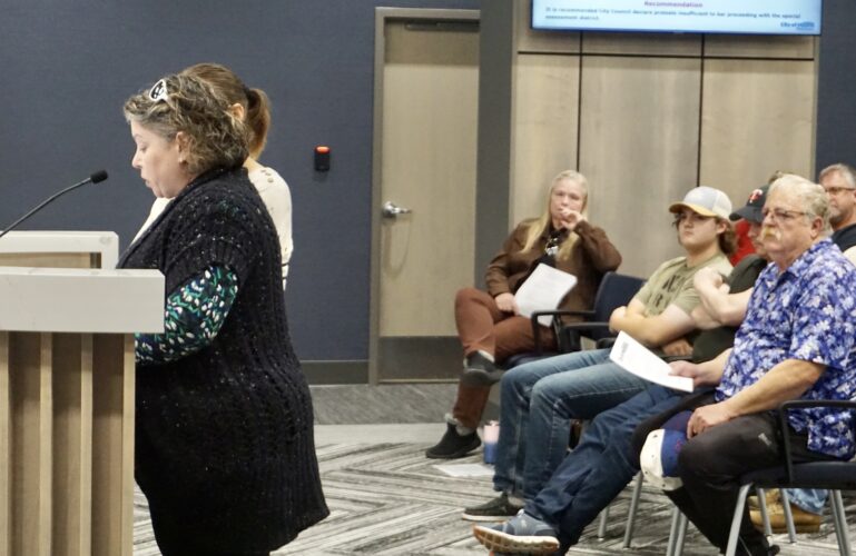 Neighborhood protests cost of lighting district | News, Sports, Jobs - Vimarsana News