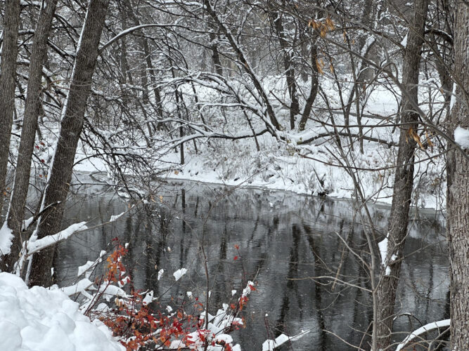 Community adjusts to winter life | News, Sports, Jobs - Vimarsana News
