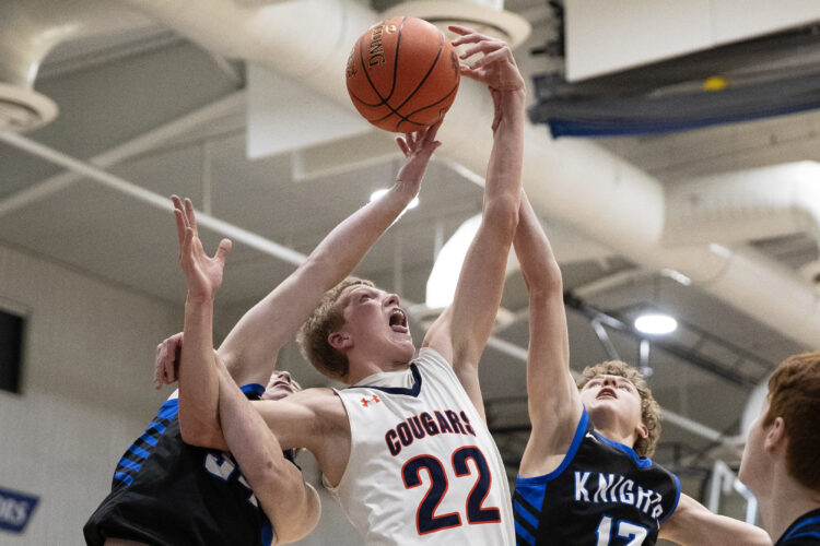 Knights roll pass Cougars in season opener | News, Sports, Jobs - Vimarsana News