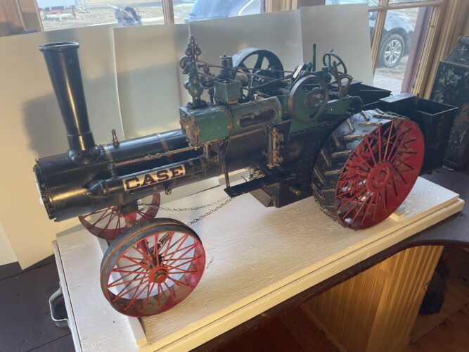 Village displays ND man's Case Steam Tractor model | News, Sports, Jobs - Vimarsana News