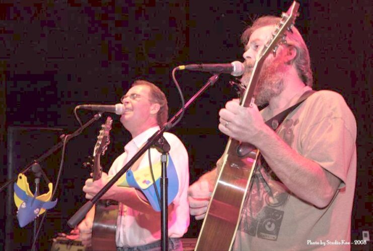 Doug and Dave Smith to perform Friday at the Museum of Ceramics | News, Sports, Jobs - Vimarsana News