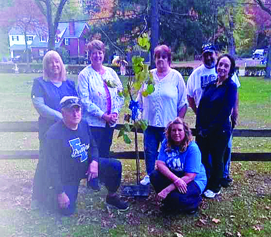 ELHS Class of 1982 celebrate 40th reunion | News, Sports, Jobs - Vimarsana News