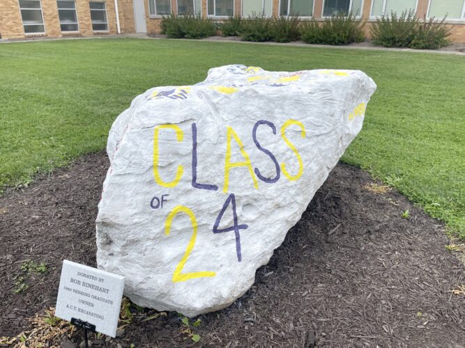 A.C.T. Excavating 7,000-pound donation displays new tradition of Sebring McKinley senior class | News, Sports, Jobs - Vimarsana News