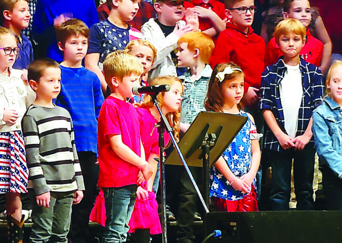 Crestview Elementary School honors veterans | News, Sports, Jobs - Vimarsana News