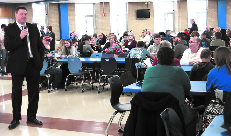 Bridging the Gap event brings grandparents and students together at school | News, Sports, Jobs - Vimarsana News