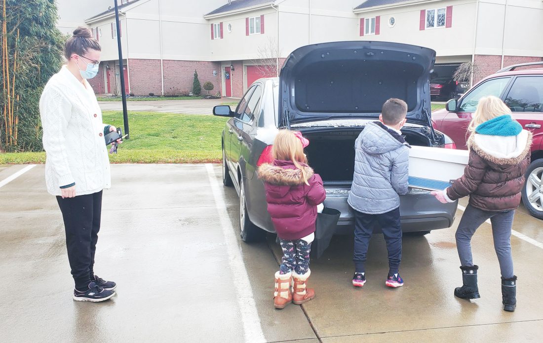 Marietta financial firm helps teachers with supplies | News, Sports, Jobs - Vimarsana News
